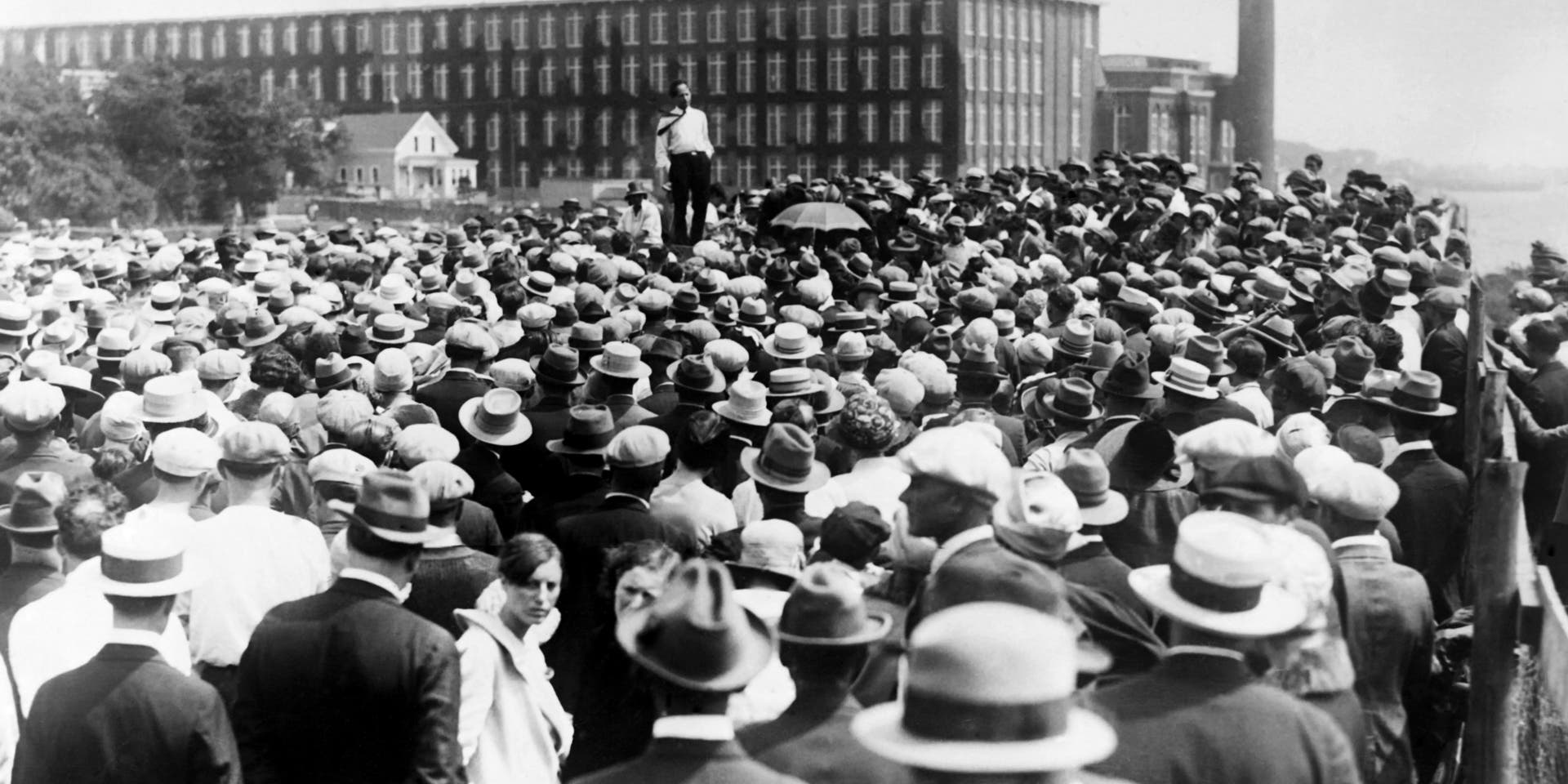 Crowd in the street during a strike, 1927